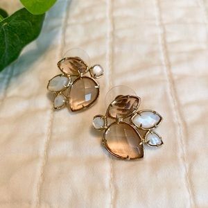 Kendra Scott Champagne Mother of Pearl Camellia Earrings